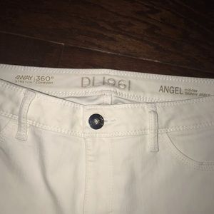 DL 1961 white jeans